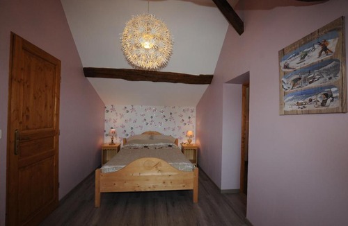 Avrilly House | coté loire