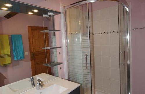 Avrilly House | coté loire