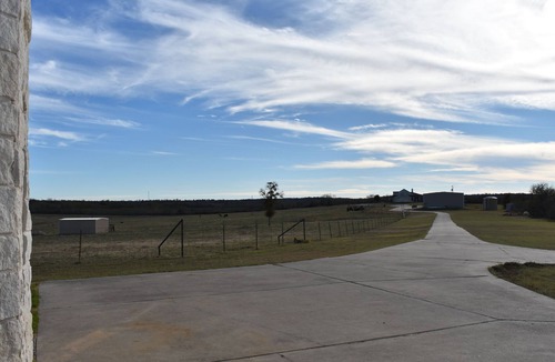 Del Valle House | ~COTA~MotoGP~NASCAR~Formula 1~Tesla~Austin~Quiet