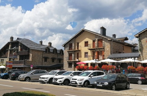 Gavin House | Cotefablo House. Sorrosal accommodation. Gavín (Biescas)