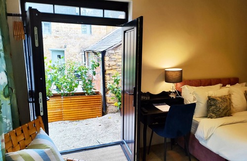 Moreton-in-Marsh Bed & Breakfast | Cotswold Bankview