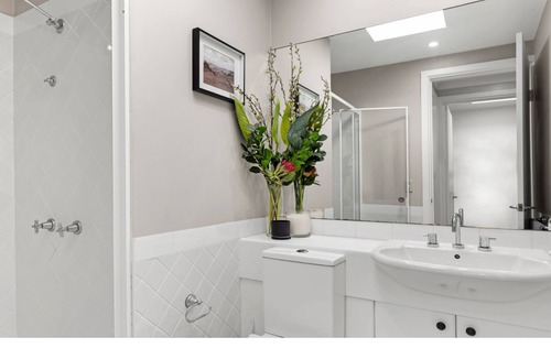 Dee Why Apartment | Cotswold & Coast Executive Apartment in Dee Why!