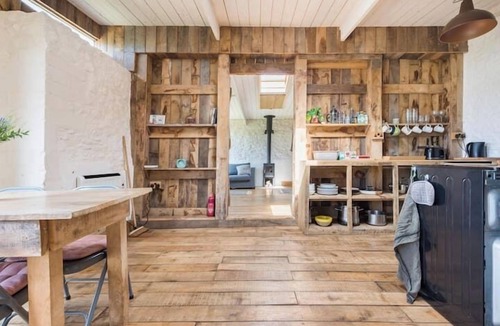 Minchinhampton Cottage | Cotswold Converted Milk Parlour