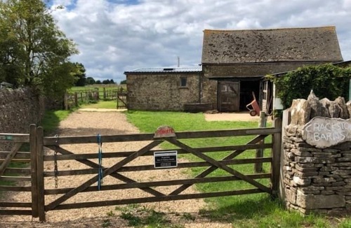 Minchinhampton Cottage | Cotswold Converted Milk Parlour