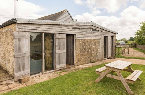 Minchinhampton Cottage | Cotswold Converted Milk Parlour