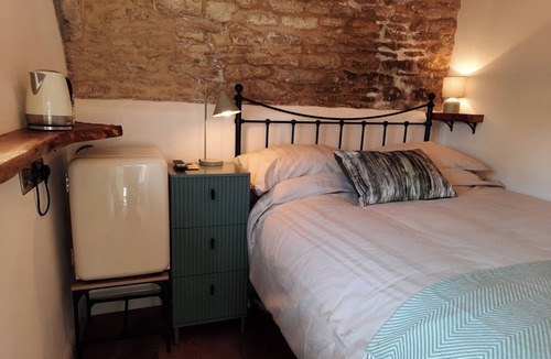 Luckington Bed & Breakfast | Cotswold Cottage Bed & Breakfast