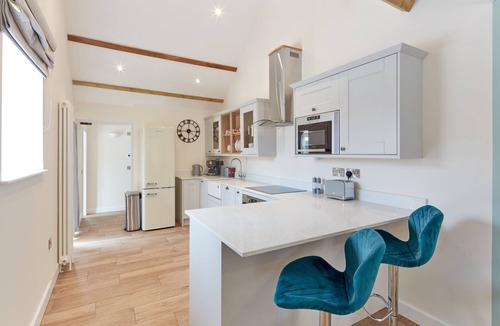 Haresfield House | Cotswolds Piggery – Romantic Hideaway for Two