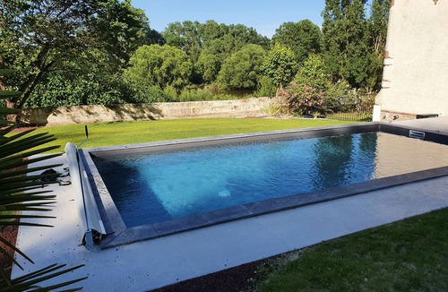 Chenehutte-Treves-Cunault House | Cottage overlooking Loire