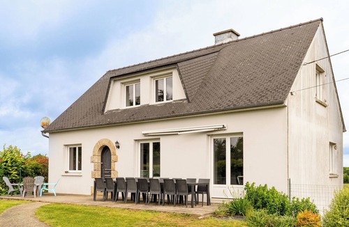 La Chapelle-Saint-Aubert House | Cottage 'Gite La Maison Aux Pignons Verts'