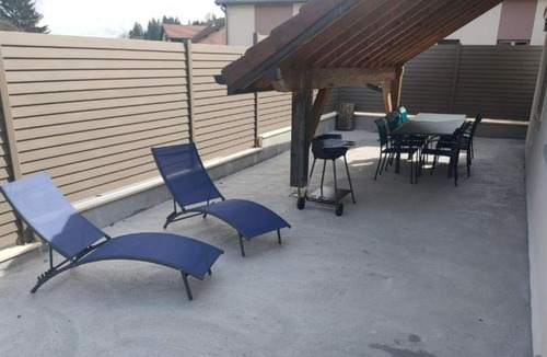 Labergement-Sainte-Marie House | Cottage between lake and mountain