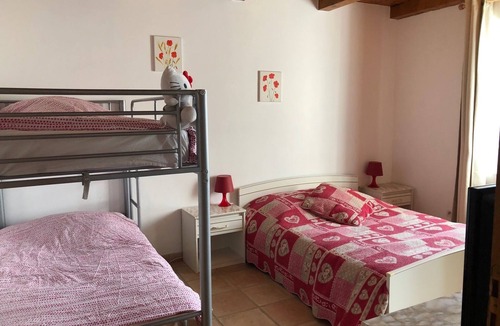 Alba-la-Romaine House | Cottage 12 people heated pool