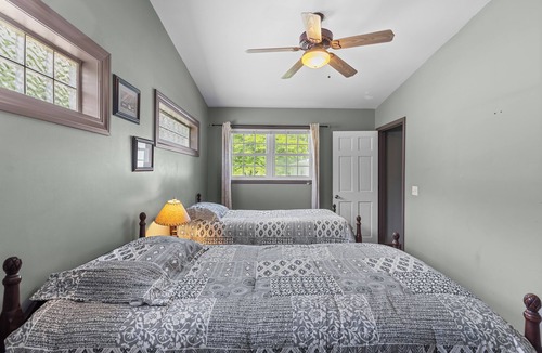 Mountain Home Cabin | Cottage 2 at Rim Shoals