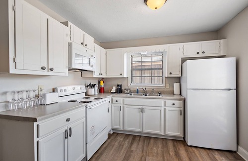 Ridgeland Cottage | Cottage 2 - Bourbon Way