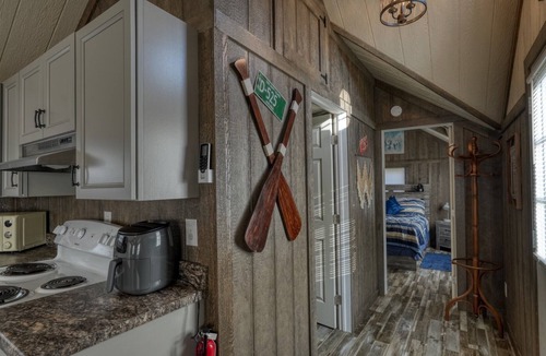 Senecaville Cottage | Cottage #2 Mystic Lake