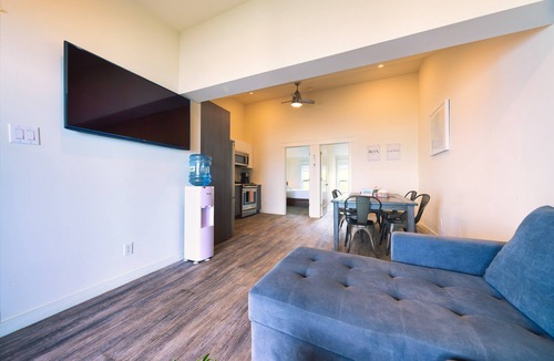 Wainfleet Cottage | Cottage 20: Upper-Level Beachfront Unit in 4-Plex