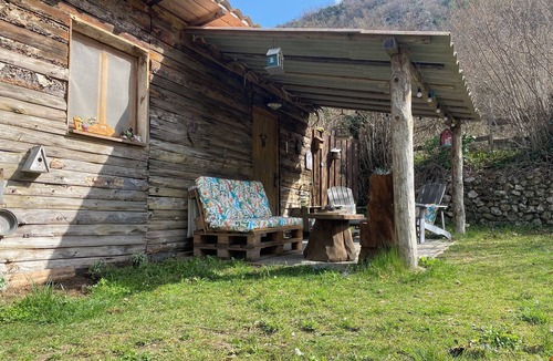 Lantosque Ski Chalet | Cottage 25 M², nature, quiet, ideal for hikers