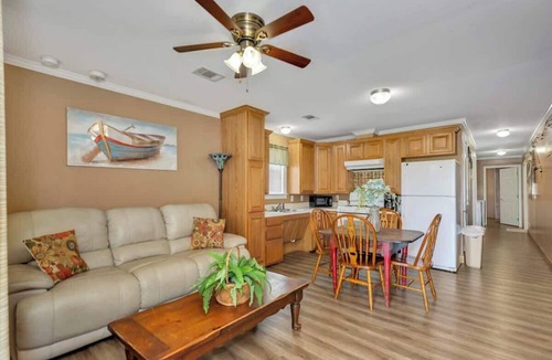 Langston Cottage | *Cottage #3 @ Fisherman's Landing (boat shelter)*