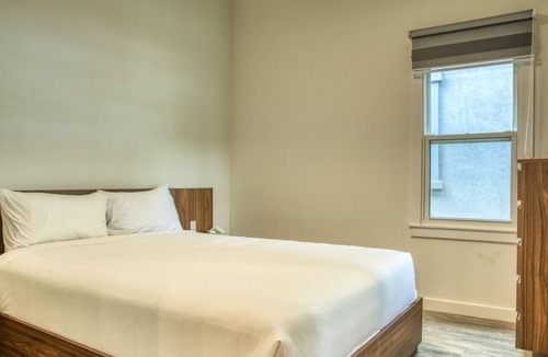 Wainfleet House | Cottage # 3...thelongbeachresort.ca