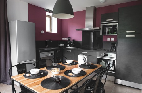 Ax-les-Thermes Apartment | Cottage 4 * 300 m ski -wifi- terrace- private parking-sauna-gym