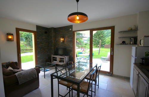 Saint-Bueil House | Cottage 4/5 people between lakes and mountains