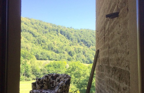 Saint-Bueil House | Cottage 4/5 people between lakes and mountains