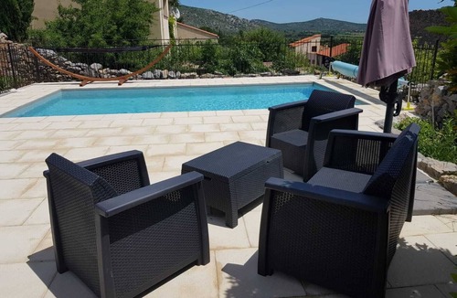 Opoul-Perillos Cottage | Cottage 4 people with swimming pool