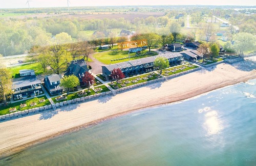 Wainfleet House | Cottage # 4...thelongbeachresort.ca