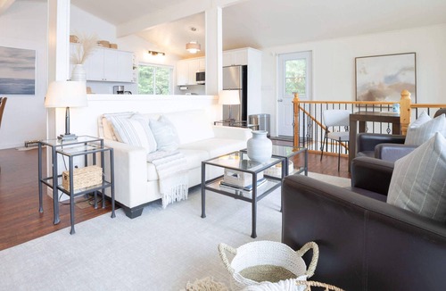 Seguin House | Cottage #479 Little Whitefish Lake