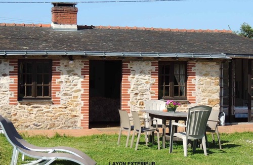 Faye-d'Anjou Cottage | Cottage 6 Places 90 M² 3 room 2 bathroom 3 WC
