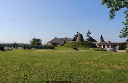 Faye-d'Anjou Cottage | Cottage 6 Places 90 M² 3 room 2 bathroom 3 WC