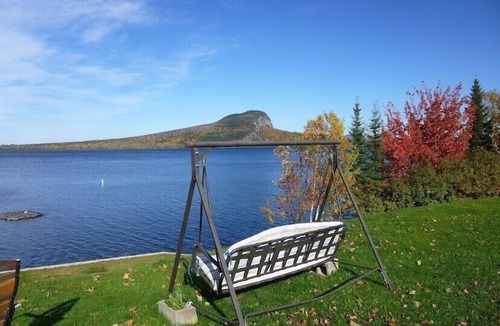 Rockwood Ski Chalet | Cottage 6: Sky View