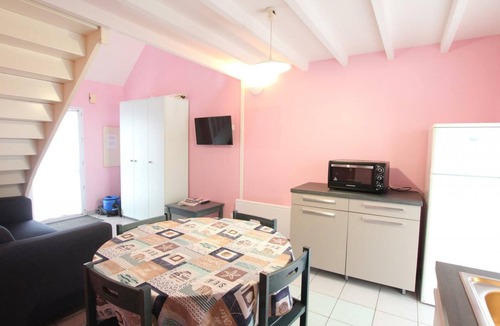 Siouville-Hague Cottage | Cottage 600m from beach, pets allowed, parking