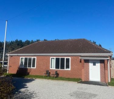 Bircotes House | Cottage- 6Guests-Parking Available