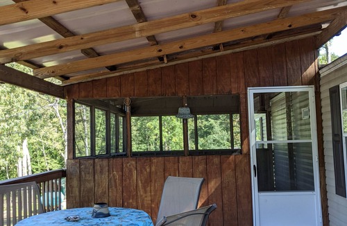 Benton Cottage | Cottage #8 King Creek Resort & Marina