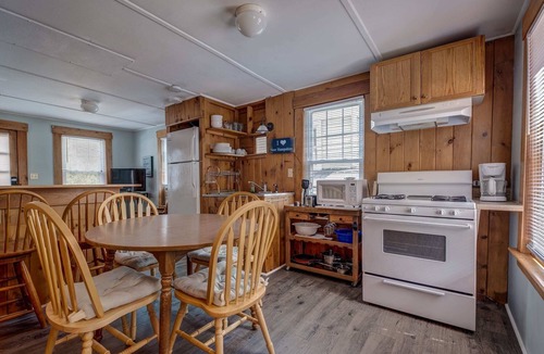 Weirs Beach Cabin | Cottage 9 The Space: