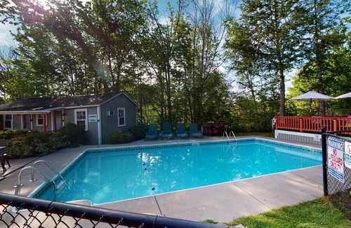 Weirs Beach Cabin | Cottage 9 The Space: