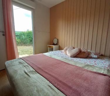 Saint-Lambert-du-Lattay Ski Chalet | Cottage atypique en plein coeur des vignes