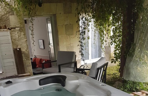 Betz-le-Chateau House | Cottage and private jacuzzi 1 hour from ZOO Beuval.