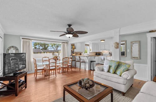 Terrell House | Cottage At Sunset Key