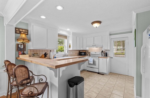 Terrell House | Cottage At Sunset Key