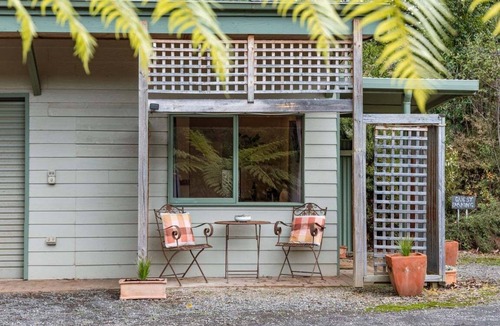 Healesville Cottage | Cottage At Tall Trees