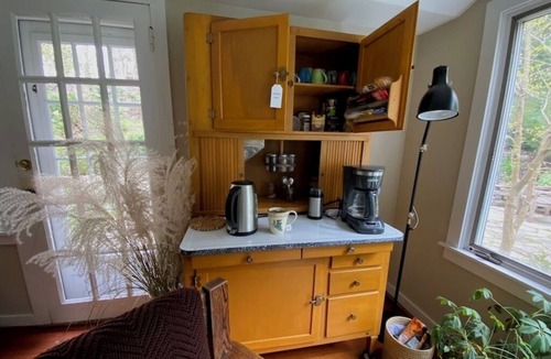Trumansburg House | Cottage at Taughannock: State Park, Cayuga Lake, Ithaca, & Cornell