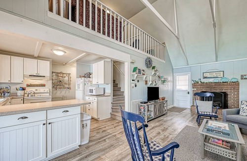 Moneta Cottage | Cottage at the Lake - Waterfront lake-view home with dock, fireplace, pool table, kayaks, & firepit