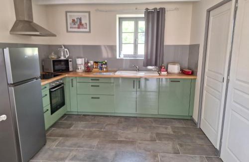 Lavoux House | Cottage au calme avec parking privé