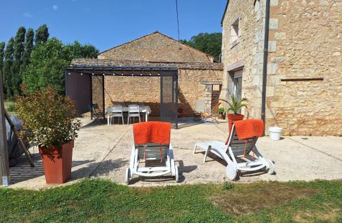 Lavoux House | Cottage au calme avec parking privé