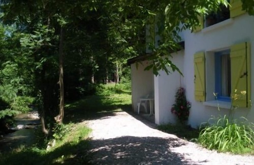 Fougax-et-Barrineuf Cottage | Cottage "Au Murmure de l'Hers" for 10 people