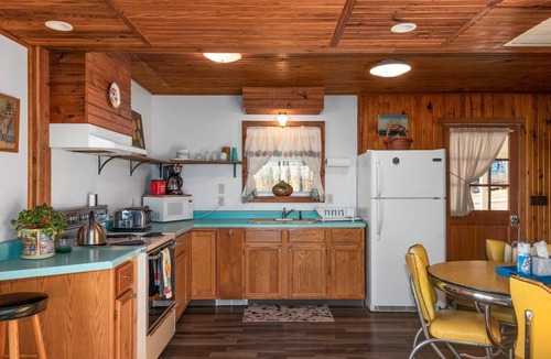 Marble Falls Cottage | Cottage- Buffalo River Basin