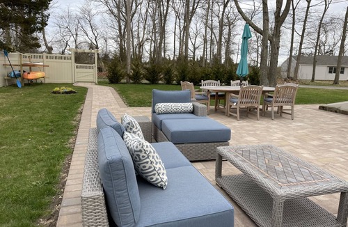 Southold Cottage | Cottage by Cedar Beach