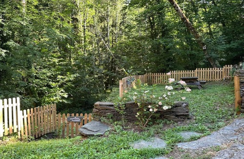 Caudebronde House | Cottage by River with Spa near Carcassonne