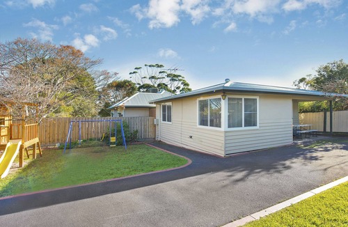 McCrae Cottage | Cottage by the Bay